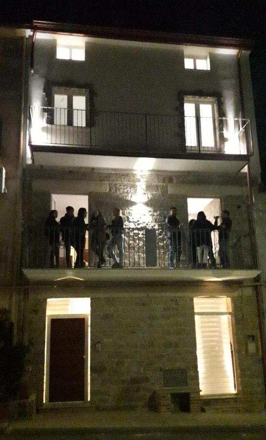 La Casa Dei Panorami Di Colobraro Apartment ภายนอก รูปภาพ