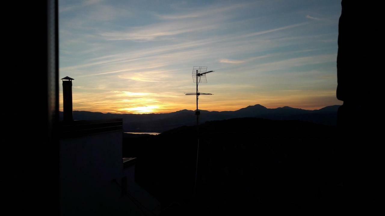 La Casa Dei Panorami Di Colobraro Apartment ภายนอก รูปภาพ